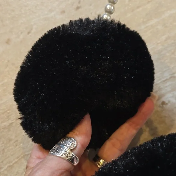 Stylish Faux Pearl Accent Black Earmuffs - Picture 4 of 5